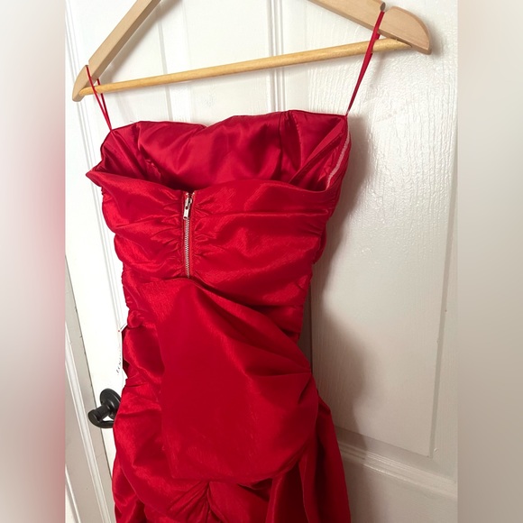 Bardot Vibrant Red Strapless Dress - Picture 7 of 7